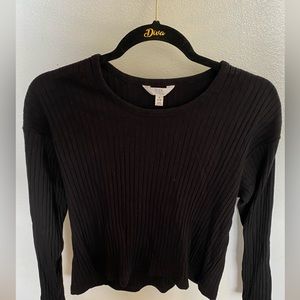 Black ribbed long sleeve shirt